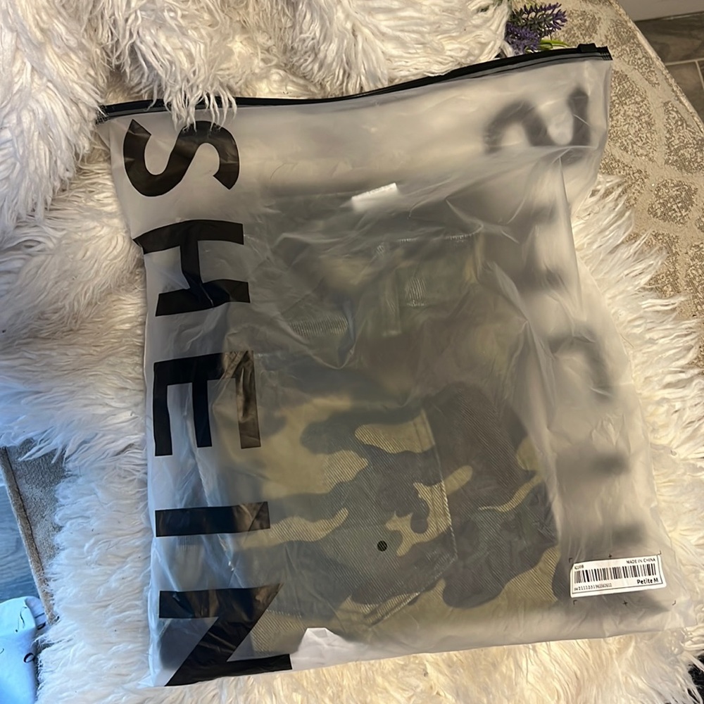 Camo Cargo Jeans